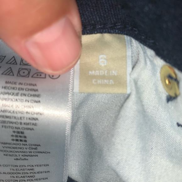 EUC Michael Kors Flare Jeans Size 6. - Picture 9 of 9